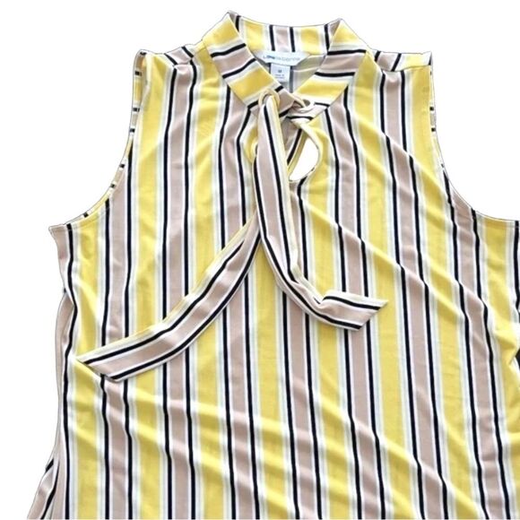 Liz Claiborne Sleeveless Blouse w/Tie at Neck - Size Medium - EUC - Picture 2 of 10